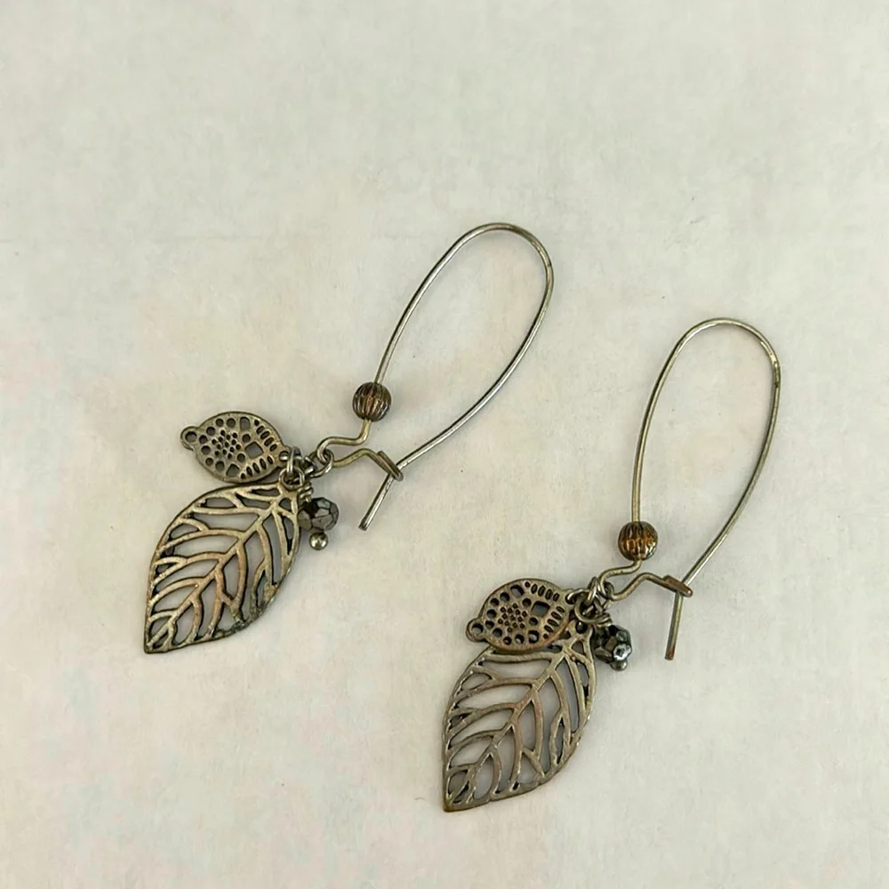 Leaf and bead dangle earrings for pierced ears